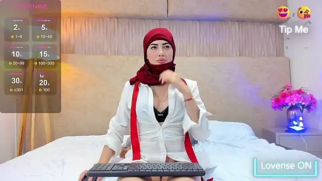 Snapshot of taylorsmiiith_ chatting on February 2025 10:18:02 PM taylorsmiiith online show from February 2025 10:18:02 PM