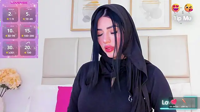 taylorsmiiith  online show from March 2026 07:17:01 PM