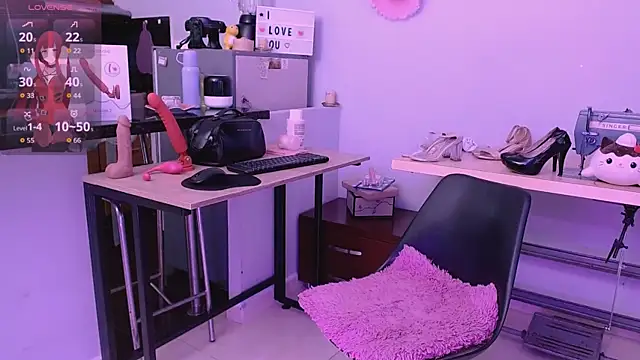 Mattilda 18 online show from September 2025 07:50:01 PM