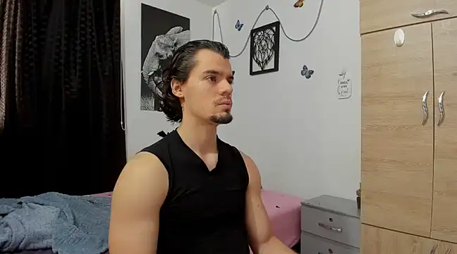 Snapshot of maxi_styles chatting on February 2025 07:54:02 PM maxi styles online show from February 2025 07:54:02 PM