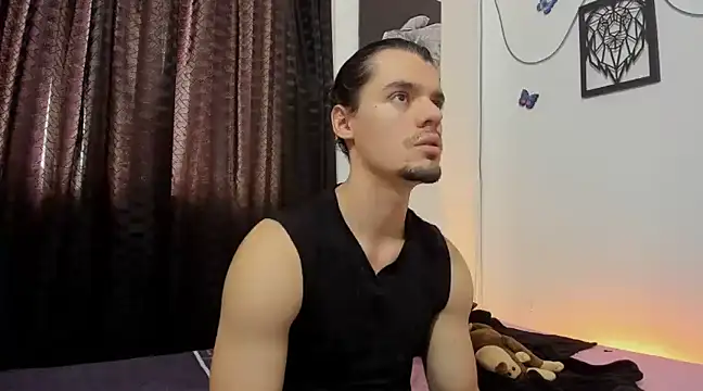 Snapshot of maxi_styles chatting on March 2025 08:59:01 PM maxi styles online show from March 2025 08:59:01 PM