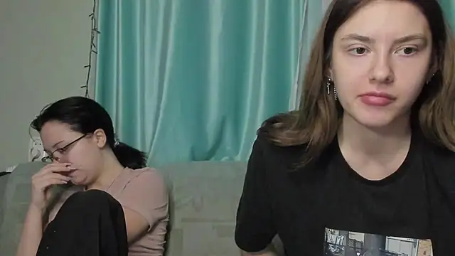 Snapshot of honey_love_honeyy chatting on January 2025 07:53:01 PM honey love honeyy online show from January 2025 07:53:01 PM