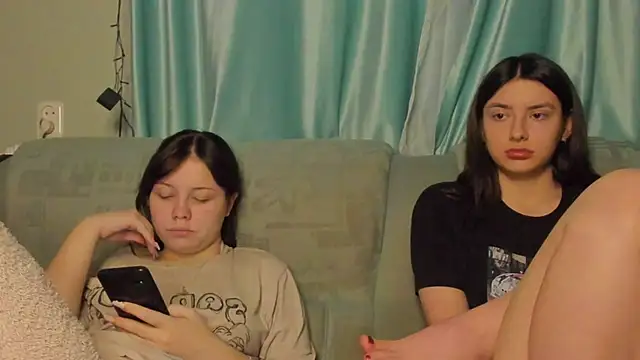 Snapshot of honey_love_honeyy chatting on January 2025 04:05:01 PM honey love honeyy online show from January 2025 04:05:01 PM