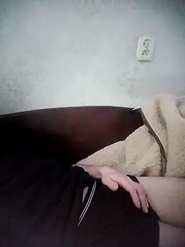 Lukas2204 online show from February 2026 02:32:02 PM