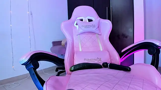 Sophie Heart online show from February 2025 11:10:02 AM