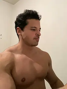 Lucasfit24 online show from February 2025 11:32:01 PM