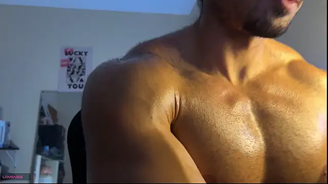Lucasfit24 online show from May 2026 03:13:02 AM