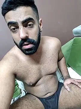 vaibhavchugh38 online show from March 2025 08:59:01 PM