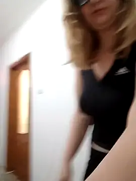 blondaf online show from March 2025 05:27:01 AM