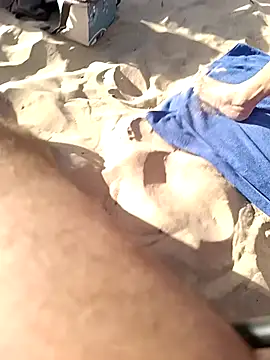 Snapshot of MountJohnXL chatting on December 2025 04:05:01 PM MountJohnXL online show from December 2025 04:05:01 PM