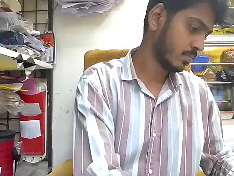 cute modell online show from October 2025 12:14:02 PM