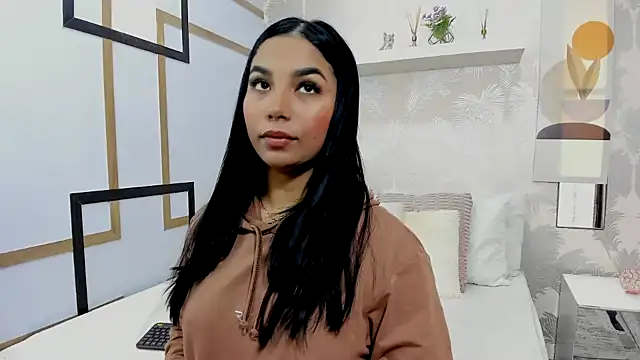 CharlotteGraay online show from October 2025 07:44:01 PM