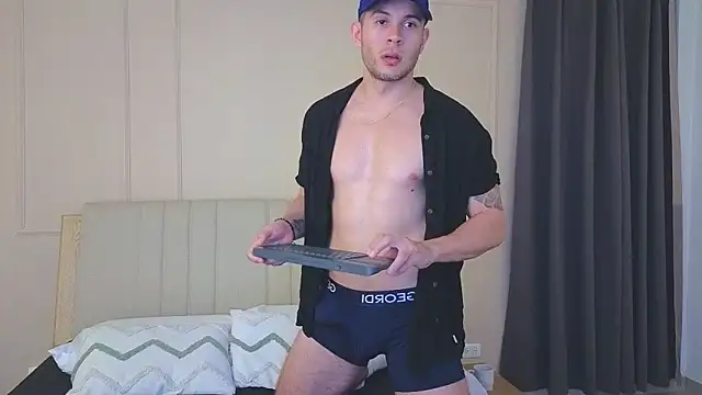 mr danni online show from July 2026 05:53:02 AM