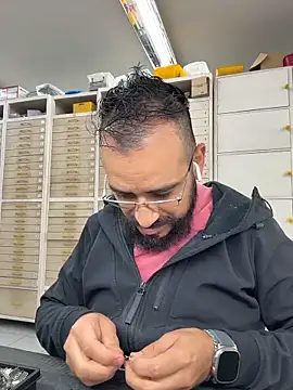 leonardohot1987 online show from November 2025 07:07:02 PM