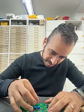 leonardohot1987 online show from December 2025 07:22:01 PM