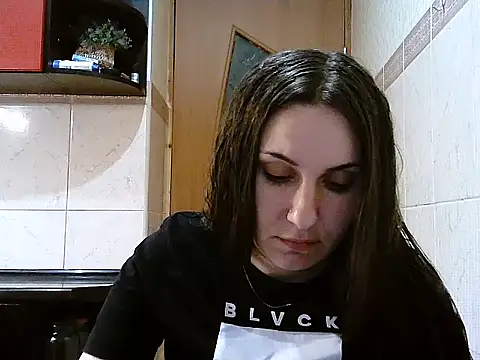 Snapshot of Yuliia30 chatting on March 2026 06:25:01 PM Yuliia30 online show from March 2026 06:25:01 PM