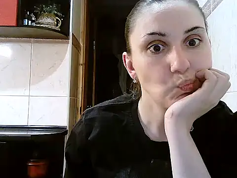 Snapshot of Yuliia30 chatting on March 2026 07:08:01 PM Yuliia30 online show from March 2026 07:08:01 PM