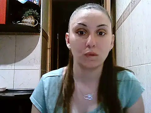 Snapshot of Yuliia30 chatting on April 2026 09:01:02 PM Yuliia30 online show from April 2026 09:01:02 PM