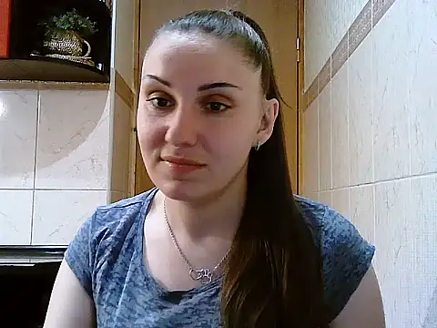 Snapshot of Yuliia30 chatting on May 2026 05:21:01 PM Yuliia30 online show from May 2026 05:21:01 PM