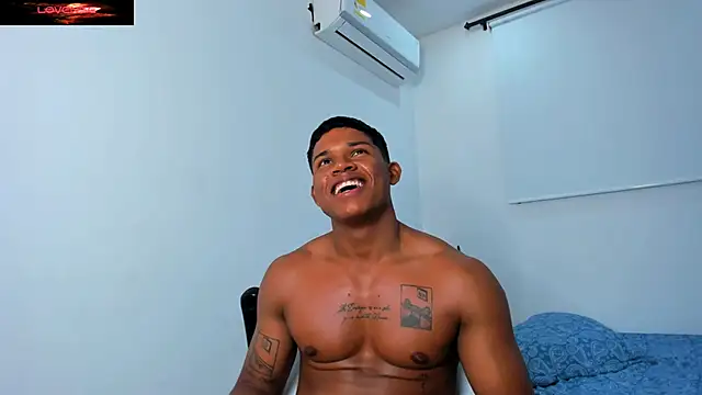 Snapshot of maxsteel177 chatting on January 2025 02:18:01 AM maxsteel177 online show from January 2025 02:18:01 AM