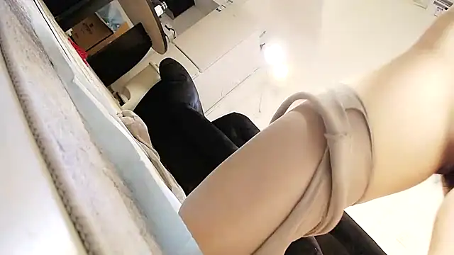 Hey-Cute online show from February 2025 06:02:01 PM