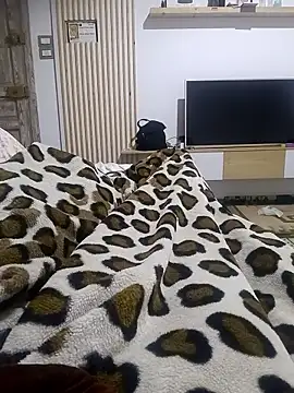 Snapshot of hmtrechaudd chatting on January 2026 09:31:02 PM hmtrechaudd online show from January 2026 09:31:02 PM