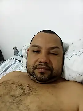 Snapshot of Marcio2235 chatting on November 2025 04:56:01 AM Marcio2235 online show from November 2025 04:56:01 AM