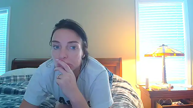 KattyFR online show from September 2025 10:21:02 PM