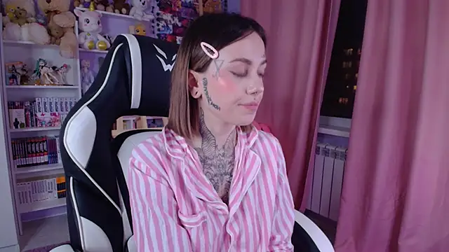 Catharsisi online show from February 2025 04:59:01 PM