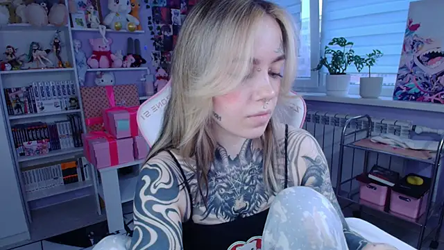 Catharsisi online show from November 2025 01:22:01 PM