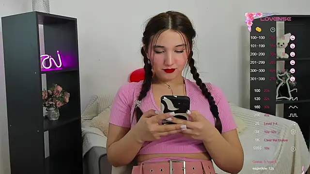 Snapshot of anna_elfi chatting on February 2025 09:52:02 AM anna elfi online show from February 2025 09:52:02 AM