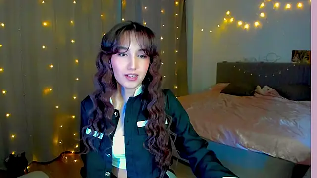 Snapshot of anna_elfi chatting on December 2025 07:19:02 PM anna elfi online show from December 2025 07:19:02 PM