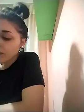 Snapshot of Rosanna_Rennie chatting on January 2025 08:53:02 PM Rosanna Rennie online show from January 2025 08:53:02 PM