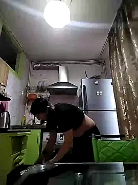 Snapshot of Rosanna_Rennie chatting on February 2025 07:50:01 AM Rosanna Rennie online show from February 2025 07:50:01 AM