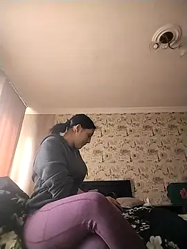 Snapshot of Rosanna_Rennie chatting on March 2025 10:06:02 AM Rosanna Rennie online show from March 2025 10:06:02 AM