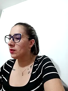 CHARLOTTE 1711 online show from March 2025 01:53:01 AM