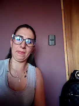 Snapshot of CHARLOTTE_1711 chatting on March 2026 09:09:02 PM CHARLOTTE 1711 online show from March 2026 09:09:02 PM