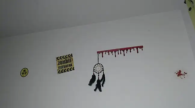 Snapshot of juli_love11 chatting on January 2025 03:27:02 AM juli love11 online show from January 2025 03:27:02 AM