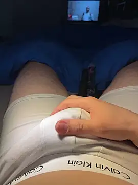 Snapshot of GastonBig chatting on February 2026 09:44:01 PM GastonBig online show from February 2026 09:44:01 PM