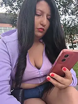 Melyy Edii online show from May 2026 07:55:02 PM