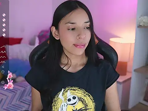 Snapshot of Hade_collinss chatting on March 2025 06:55:01 PM Hade collinss online show from March 2025 06:55:01 PM