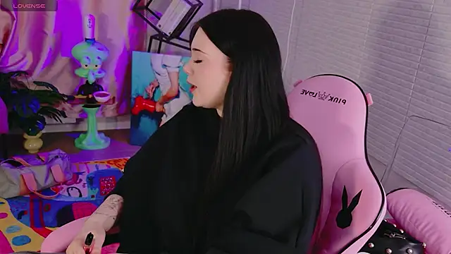 JessicaAddams online show from May 2026 03:19:02 PM