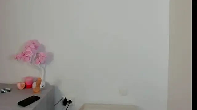 ShadowSweety online show from June 2026 05:44:02 PM