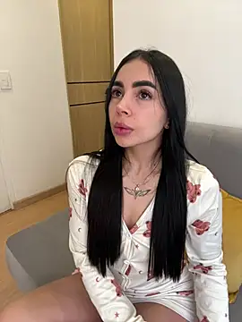 tamy xoo online show from January 2026 05:29:02 PM