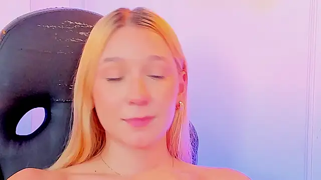 Snapshot of shatall_rouge chatting on January 2025 11:10:02 PM shatall rouge online show from January 2025 11:10:02 PM