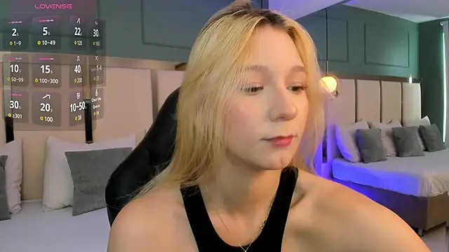 Snapshot of shatall_rouge chatting on January 2025 05:28:01 PM shatall rouge online show from January 2025 05:28:01 PM