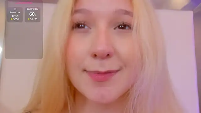 Snapshot of shatall_rouge chatting on February 2025 08:28:01 PM shatall rouge online show from February 2025 08:28:01 PM