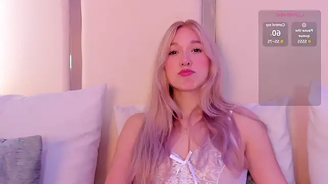 Snapshot of shatall_rouge chatting on March 2025 05:54:02 PM shatall rouge online show from March 2025 05:54:02 PM