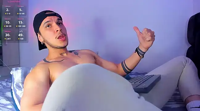 austinoficial online show from February 2025 02:44:02 AM