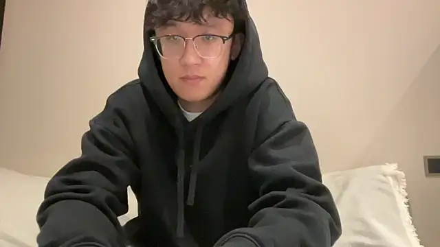 HHAARRYYXXL online show from February 2025 11:28:01 AM